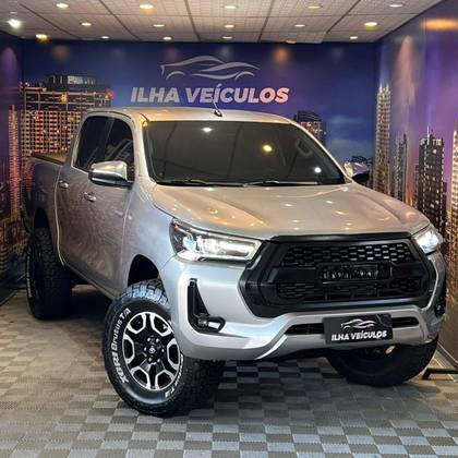 TOYOTA HILUX 2.8 STD 4X4 CD 16V DIESEL 4P MANUAL
